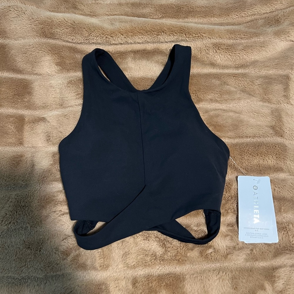 Athleta Conscious Cut out Crop NWT